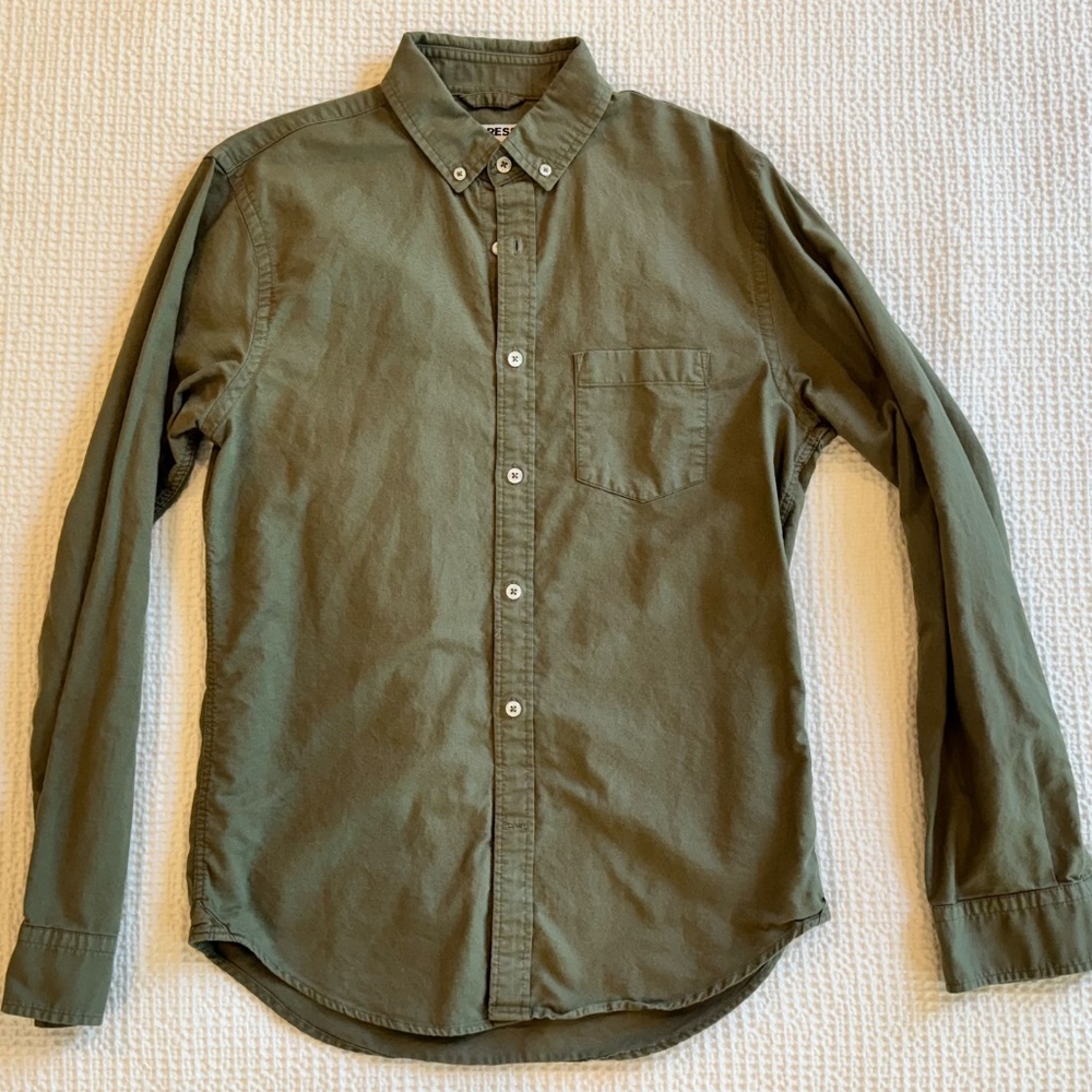Express Slim Soft Wash Button Down Shirt
